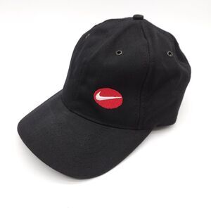 Vintage Nike Strapback Hat Baseball Cap Black Red Embroidered Swoosh USA‎ Made